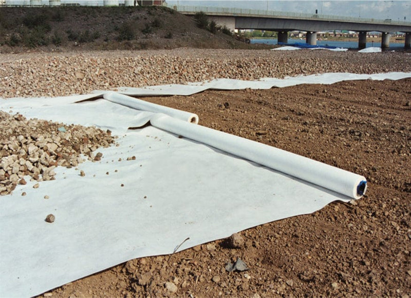 LOTRAK 200 WHITE 4.5m x 100m Drainage weed membrane 200gsm price per roll